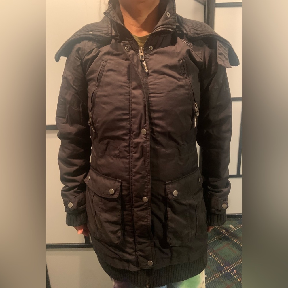 BENCH winter coat 🧥🖤 - Picture 3 of 4